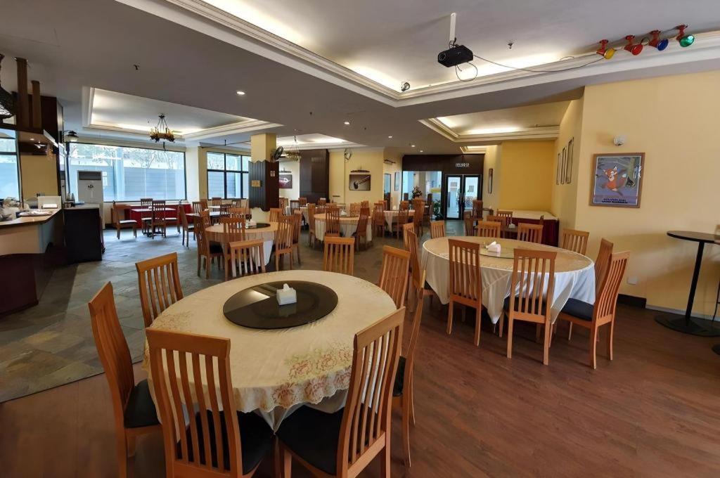 Stallions Suites Penang Jelutong Εξωτερικό φωτογραφία