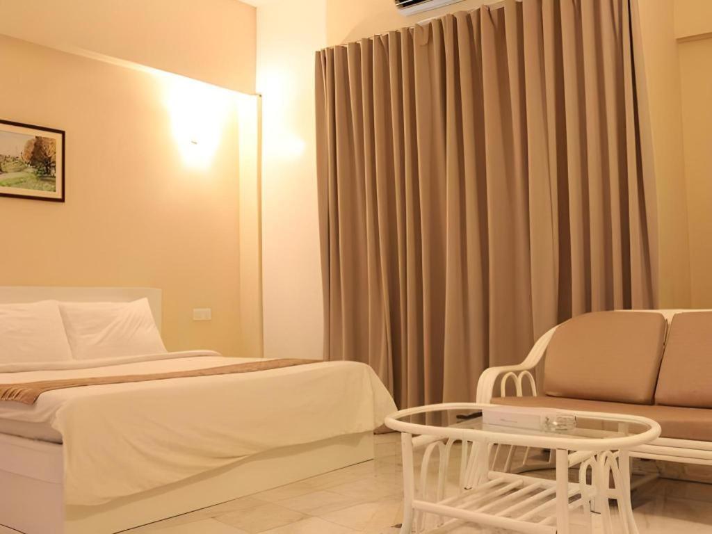 Stallions Suites Penang Jelutong Εξωτερικό φωτογραφία