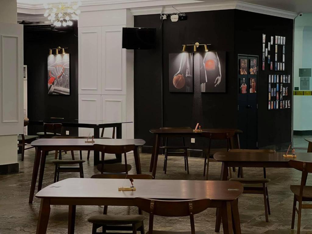 Stallions Suites Penang Jelutong Εξωτερικό φωτογραφία