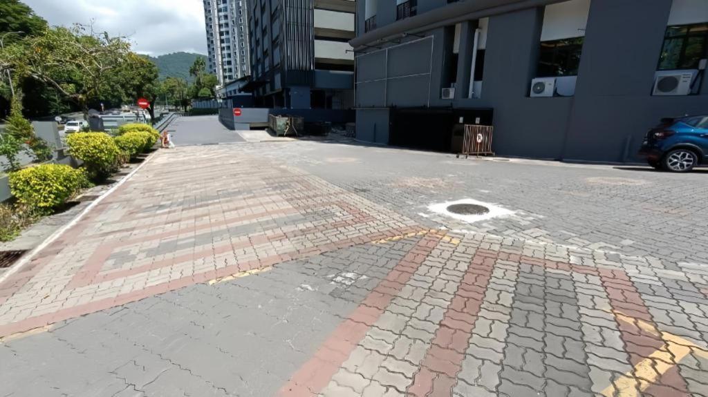 Stallions Suites Penang Jelutong Εξωτερικό φωτογραφία