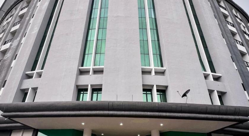 Stallions Suites Penang Jelutong Εξωτερικό φωτογραφία