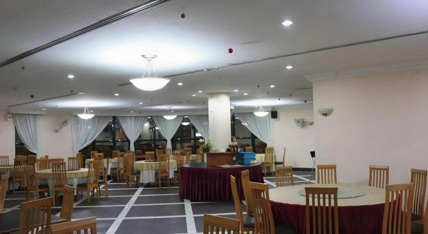 Stallions Suites Penang Jelutong Εξωτερικό φωτογραφία